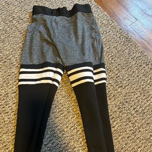 Bombshell leggings